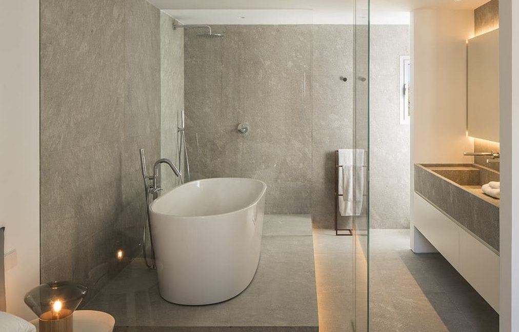 Baño en porcelanico mallorca