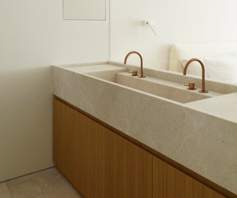 Fregadero de piedra natural en mallorca