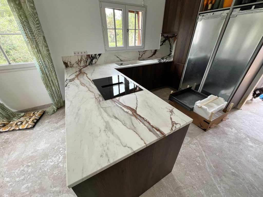 encimera XTONE PAONAZZO BIONDO Silk mallorca